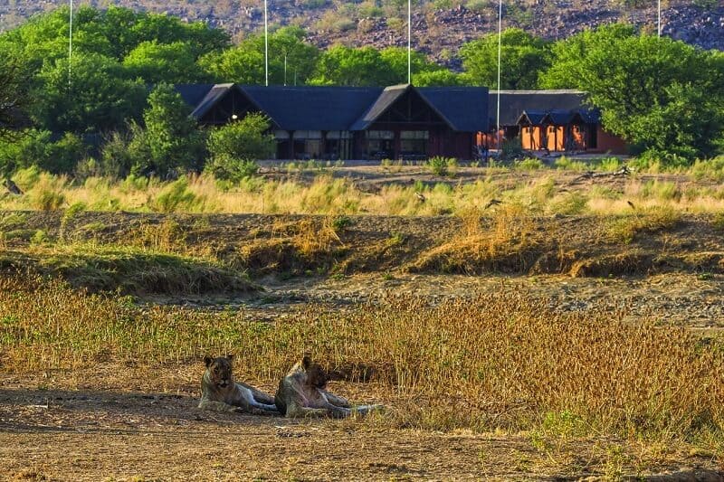 Hobatere Lodge